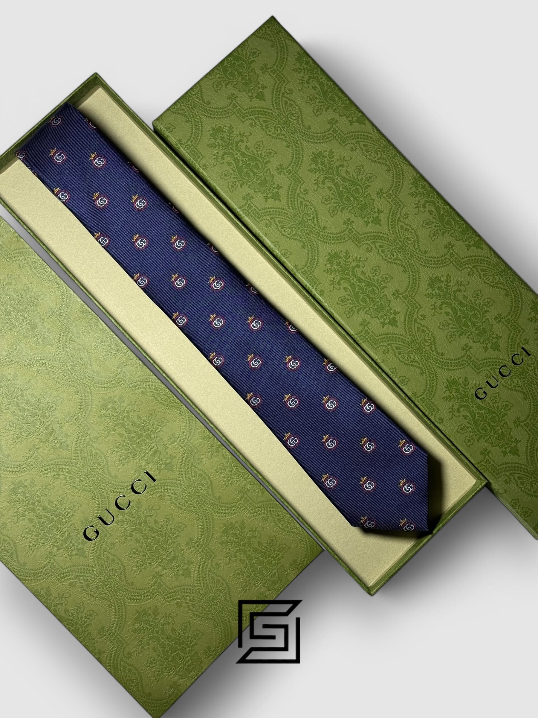 Ties Gucci - Navy Blue Color with G Royal Signature Gucci