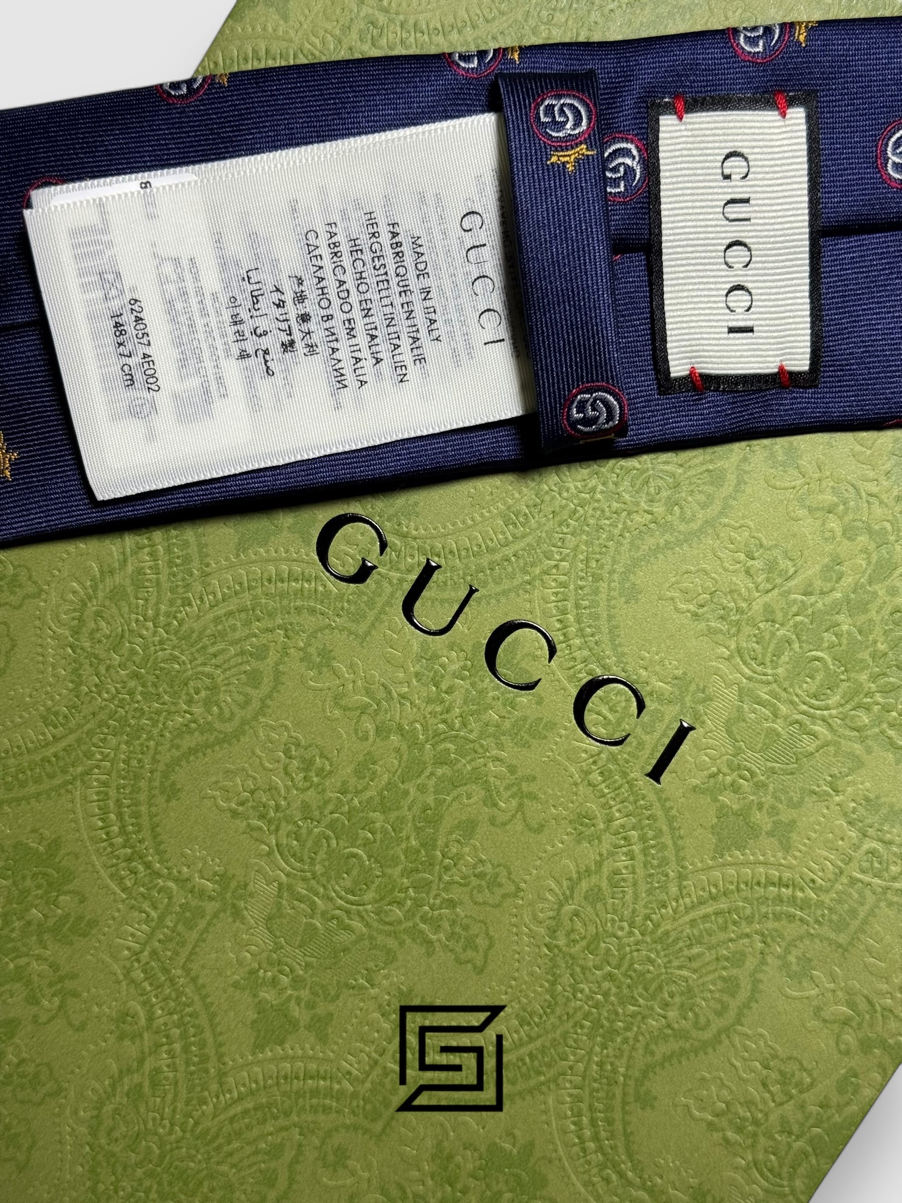 Ties Gucci - Navy Blue Color with G Royal Signature Gucci
