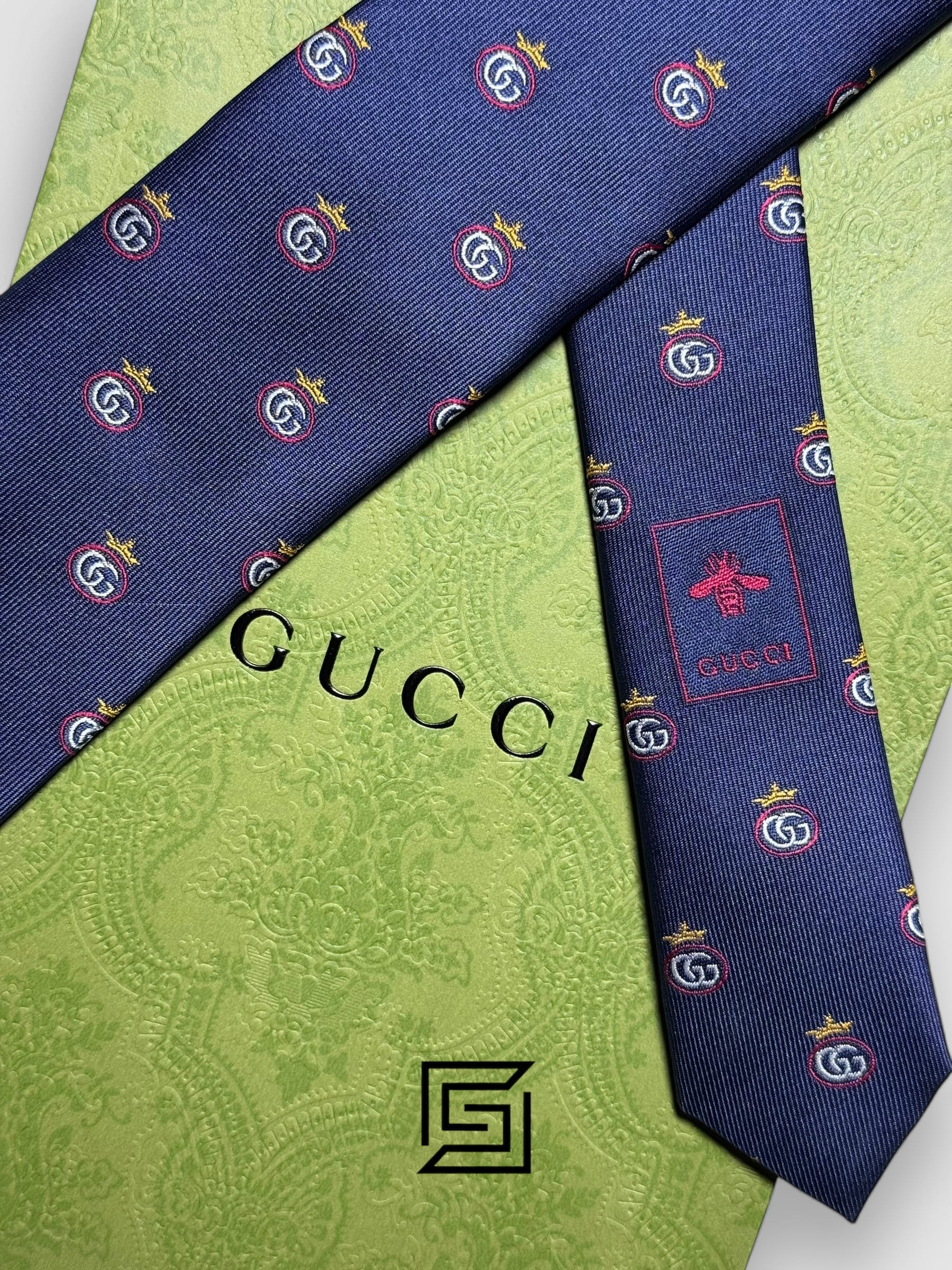 Ties Gucci - Navy Blue Color with G Royal Signature Gucci