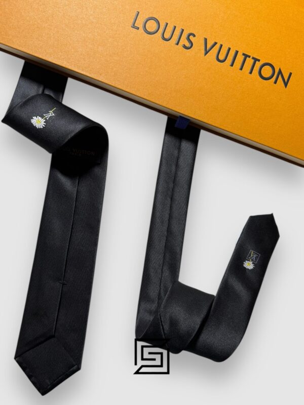 Ties Louis Vuitton - Black With Lv Flower Louis Vuitton
