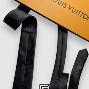 Ties Louis Vuitton - Black Basic With LV Logo Louis Vuitton