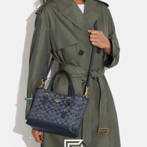 Bags,Leather,Women Mollie Tote 25 In Signature Chambray CH228 Coach