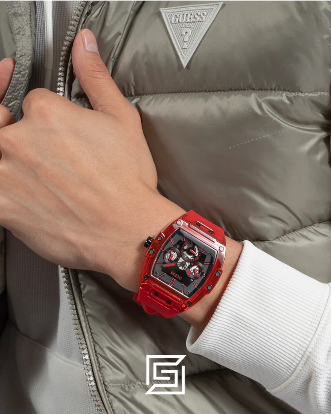 ⁦GUESS MEN RED Tone Analog Band Color RED WATCH GW0203G5⁩ - الصورة ⁦6⁩