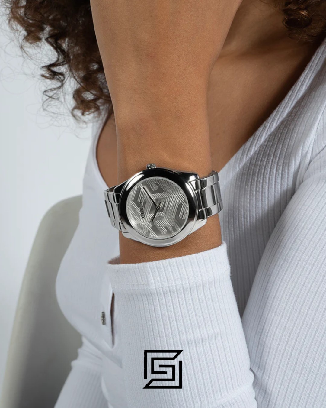 GUESS Ladies SILVER Tone Analog Watch GW0606L1 - Image 7