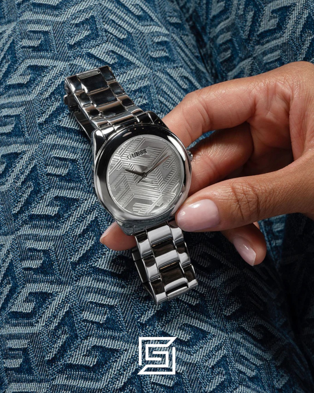 GUESS Ladies SILVER Tone Analog Watch GW0606L1 - Image 9