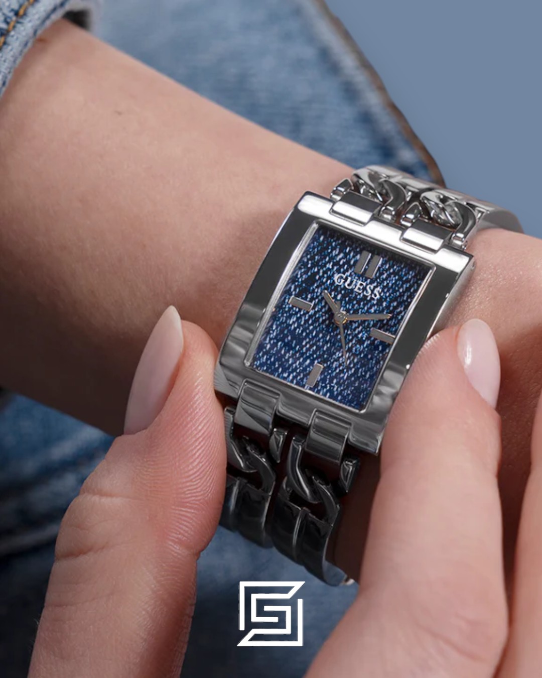 GUESS Ladies SILVER Tone Analog GW0807L1 - Image 7