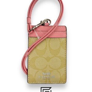 ⁦Id Lanyard In Signaure Canvas CZ285 Khaki x Light Pink⁩ - الصورة ⁦1⁩