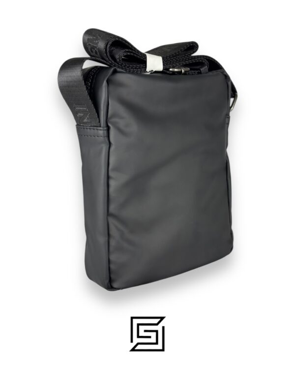 A-04 CROSS BAG BLACK