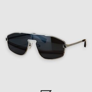 FENDI FE40129U Sunglasses For Unisex - Image 1