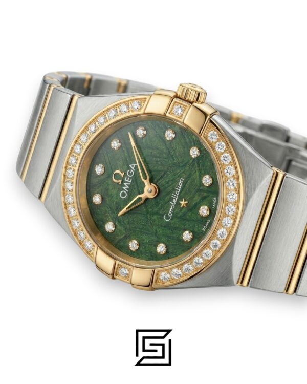 Omega Constellation Ladies 27mm – Green Dial, Diamond Bezel & Two-Tone