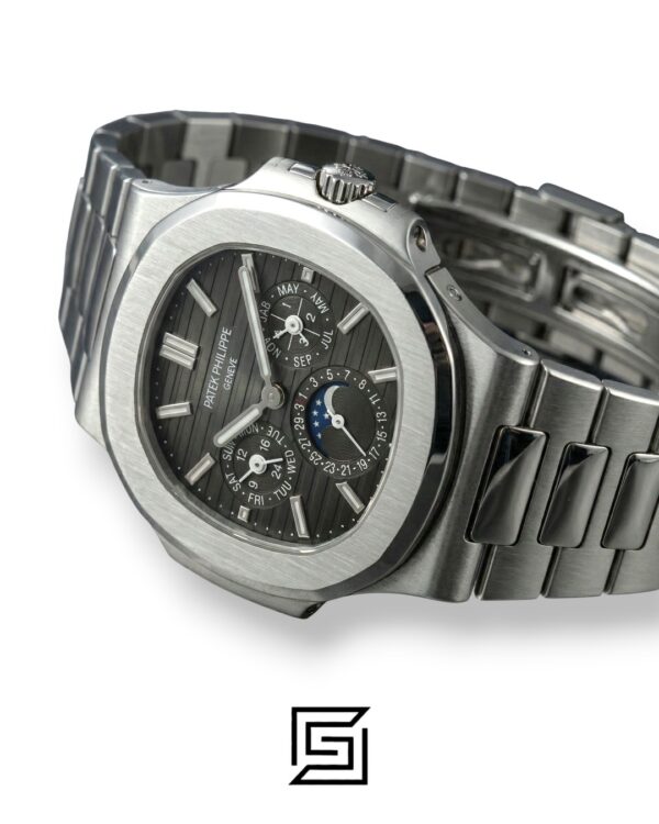 Patek Philippe Nautilus Perpetual Calendar – Black Dial – Japanese Automatic Chronograph – Stainless Steel Bracelet