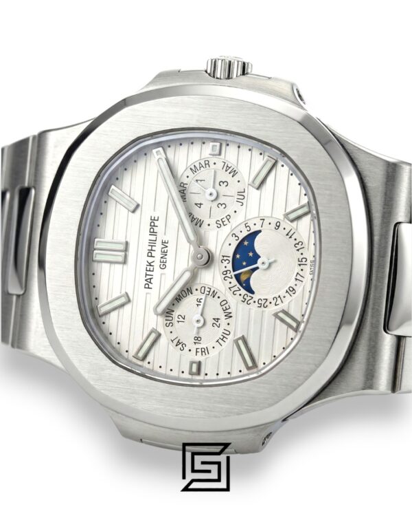 Patek Philippe Nautilus Perpetual Calendar – White Dial – Japanese Automatic Chronograph – Stainless Steel Bracelet