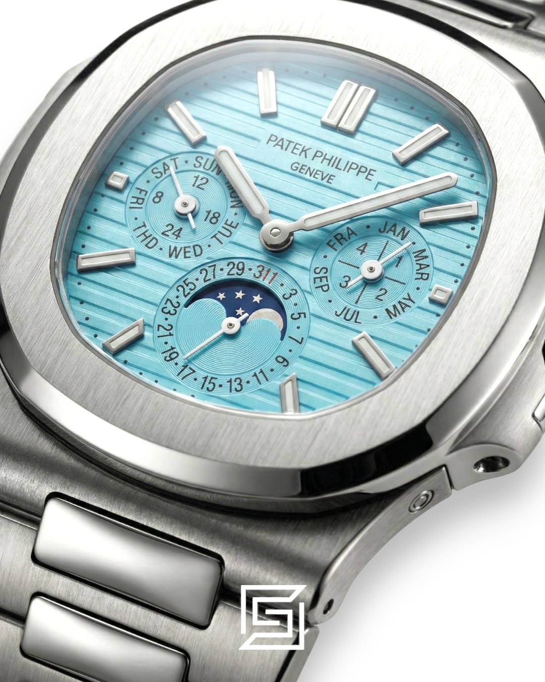 Patek Philippe Nautilus Perpetual Calendar – Tiffany Dial – Japanese Automatic Chronograph – Stainless Steel Bracelet - Image 2