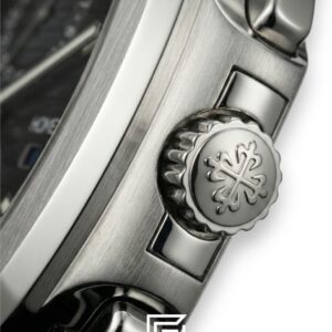 Patek Philippe Nautilus Travel Time – Black Dial – Japanese Automatic Chronograph – Stainless Steel Bracelet - Image 2