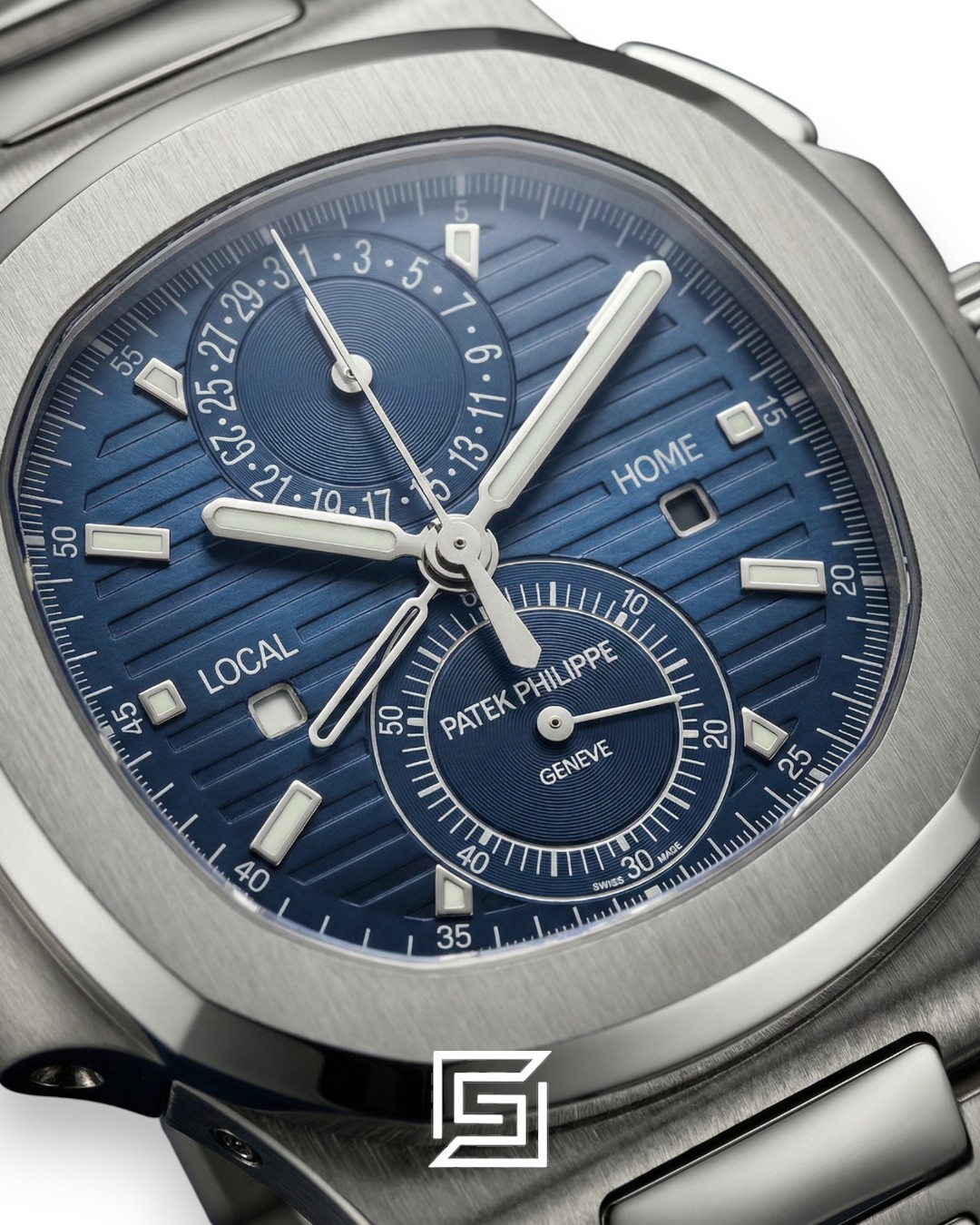 Patek Philippe Nautilus Travel Time – Blue Dial – Japanese Automatic Chronograph – Stainless Steel Bracelet - Image 3