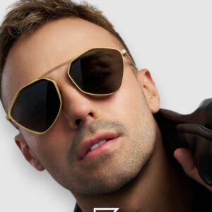 Vysen The Ezy - E4 Gold Matte Frame Black Leanses - Image 5
