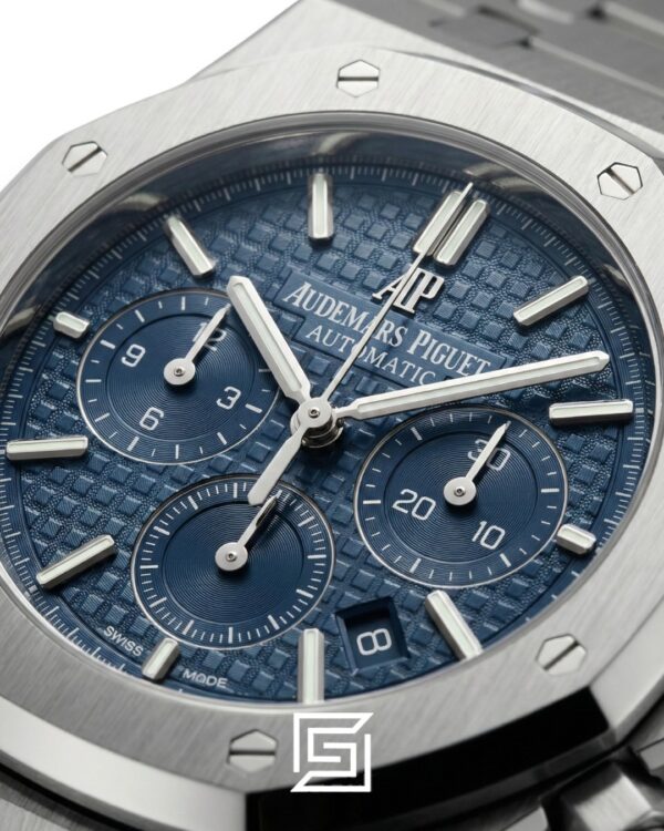 Audemars Piguet Royal Oak Chronograph Blue Dial – Stainless Steel – Quartz