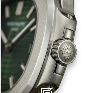 Patek Philippe Nautilus – Green Dial – Black Rubber Strap – Japanese Automatic - Image 3