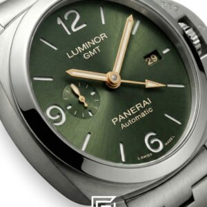 ⁦Panerai Luminor GMT Green Dial Stainless Steel Automatic - 44mm⁩ - الصورة ⁦2⁩