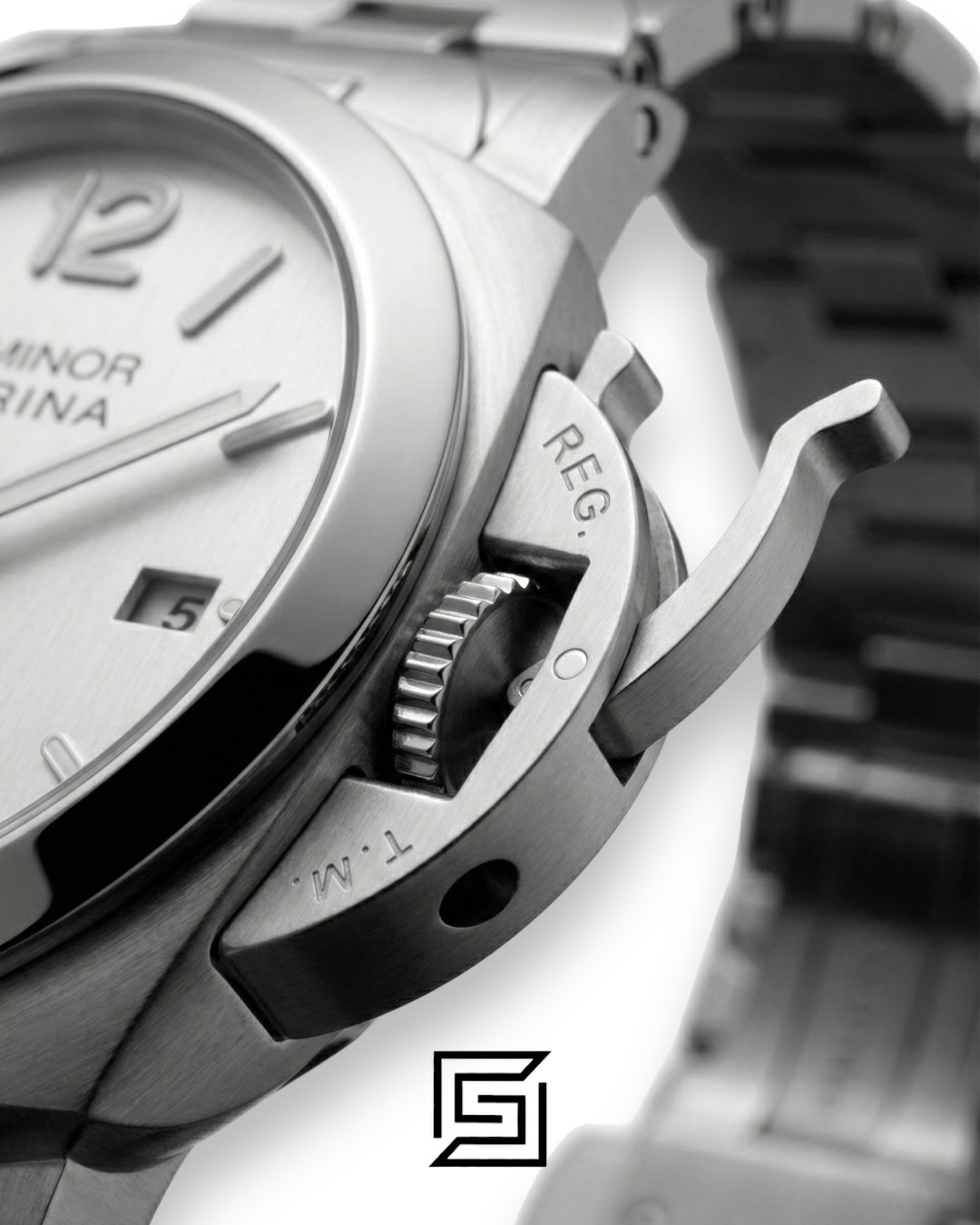 ⁦Panerai Luminor Marina Silver Dial Stainless Steel Automatic - 44mm⁩ - الصورة ⁦3⁩