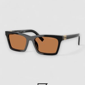 ⁦Miu Miu SMUA05 Red Lenses and Black Frame⁩ - الصورة ⁦1⁩