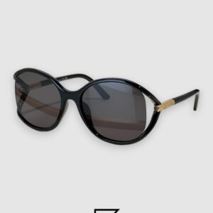 ⁦Tom Ford FT1090 Black Lenses and Black Frame⁩ - الصورة ⁦1⁩