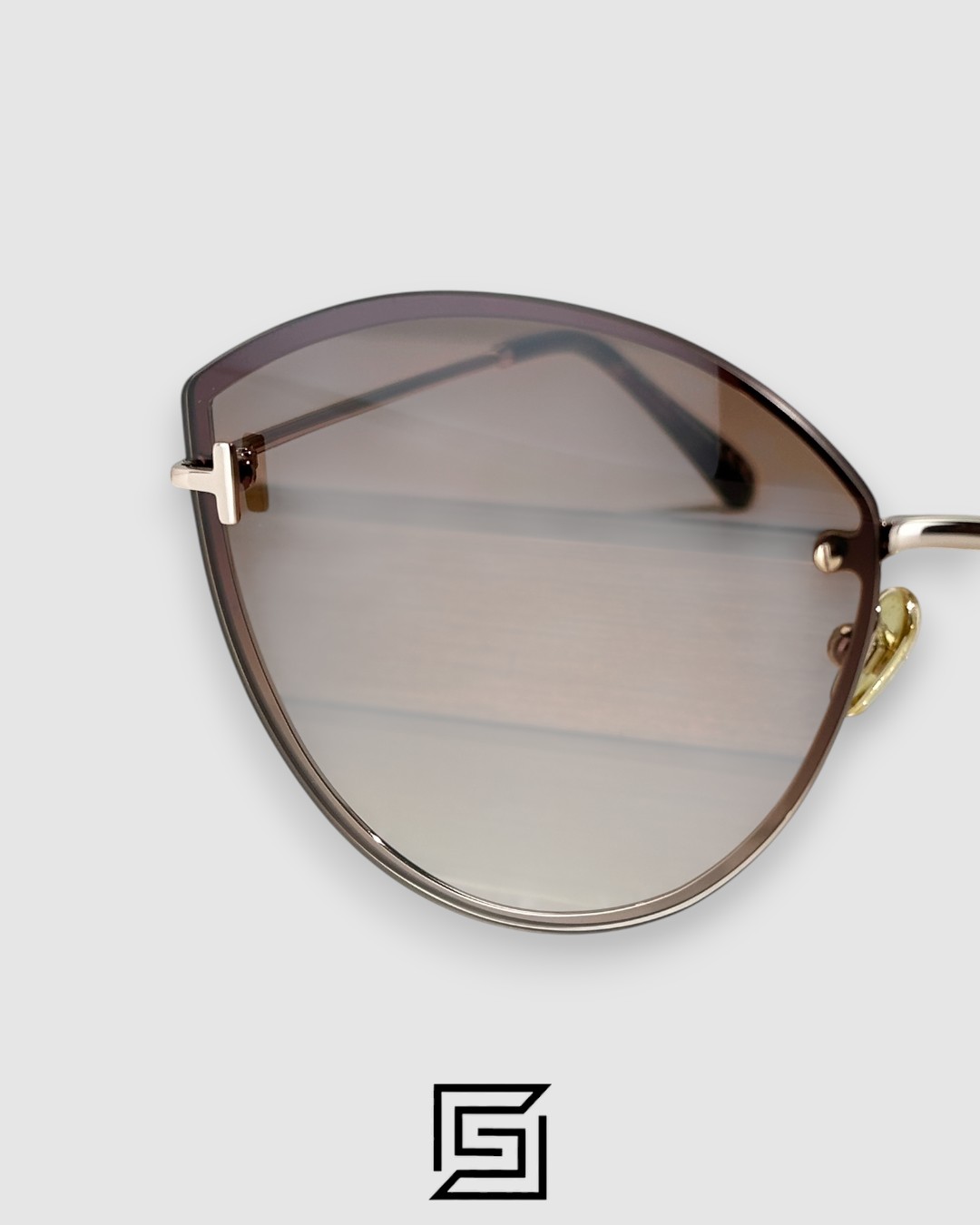 Tom Ford FT1106 Honey Lenses and Gold Frame - Image 5