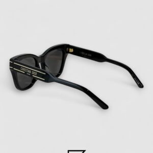 ⁦Dior Signature B4U Black Leanses Black Frame Gold Logo⁩ - الصورة ⁦3⁩