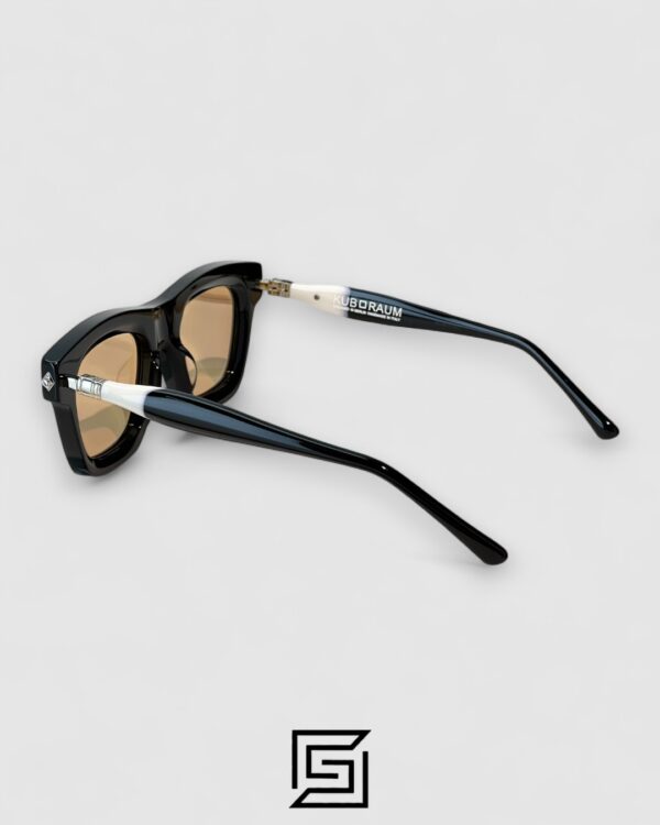 KUBRUAM Maske j2 Brown Leanses Black Frame