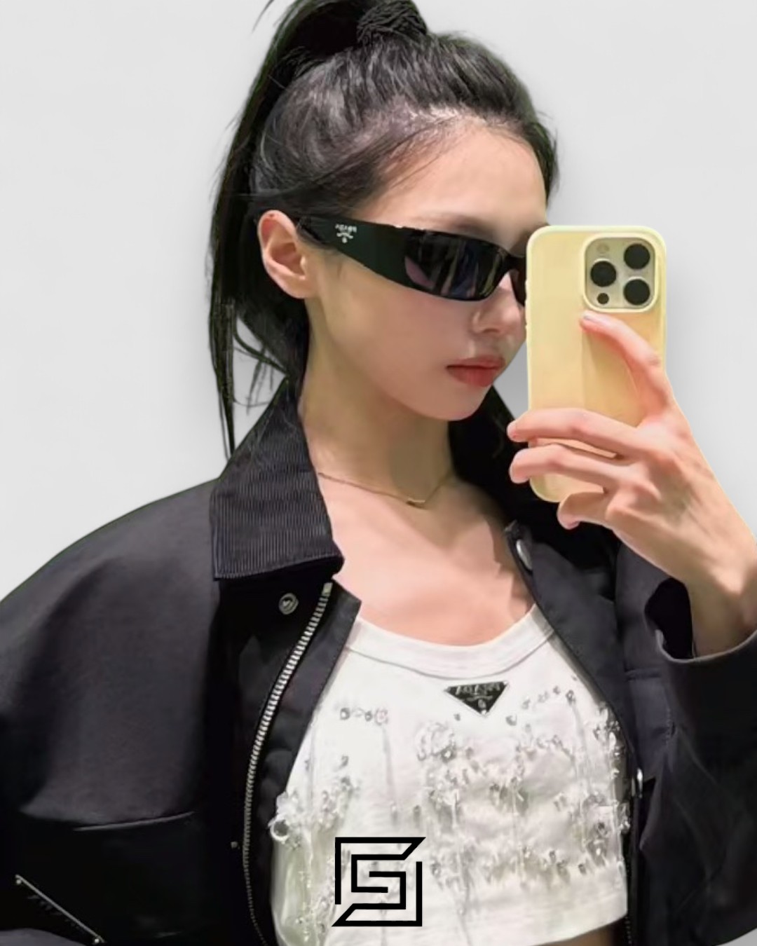 Prada SPR A14 Black Lenses Black Frame - Image 10