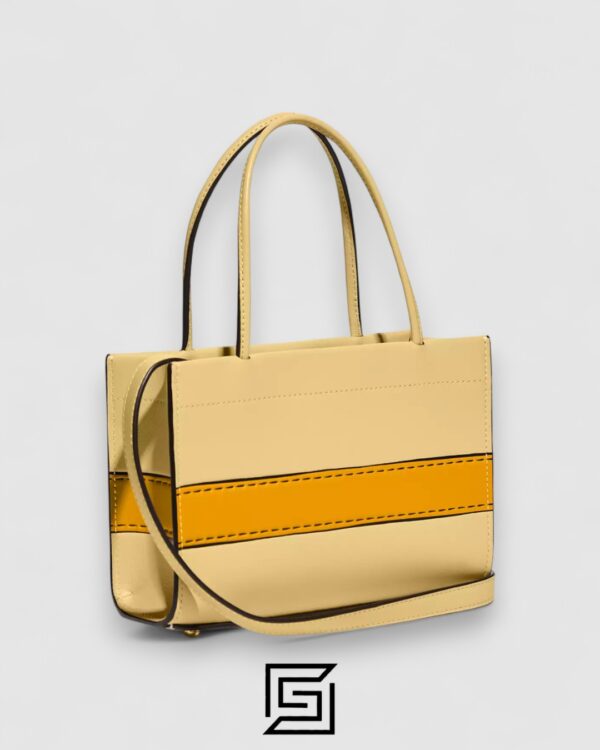 Coach Cashin Carry Tote 20 With Trompe L'oeil Print – Style No. C9813