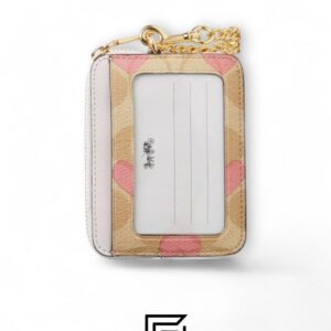 ⁦Coach Zip Card Case In Signature Canvas With Heart Print Style No. CW883⁩ - الصورة ⁦2⁩