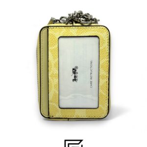 ⁦Coach Zip Card Case In Signature Canvas Khaki Style No. CW883⁩ - الصورة ⁦2⁩