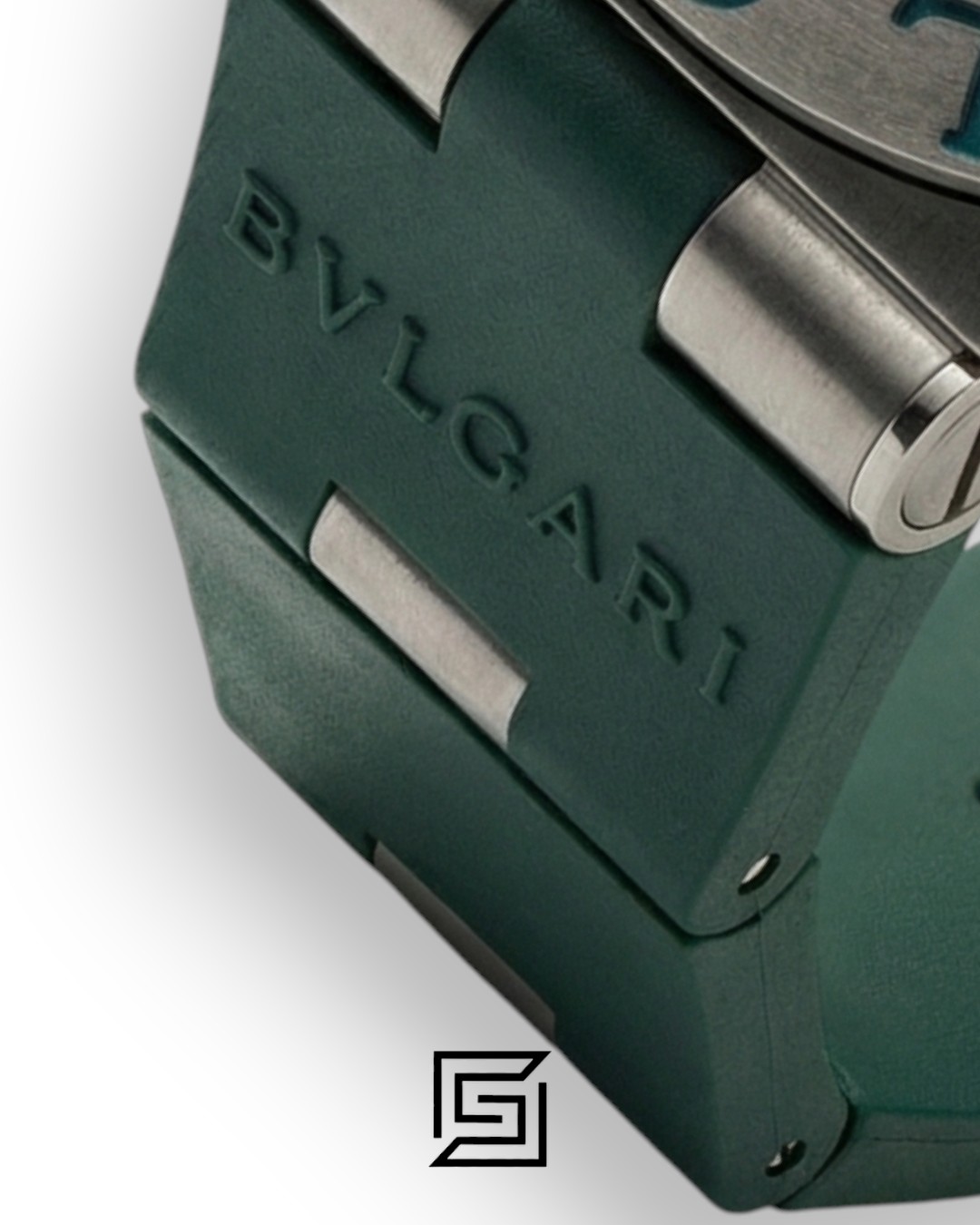 Bvlgari Aluminium Chronograph White Dial Green Band Men’s Watch - Image 4
