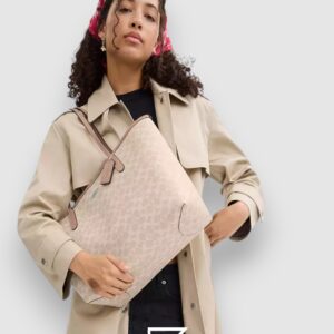 Coach City Tote Bag In Signature Canvas Style Number CV976-1 CCQ28 - Image 3