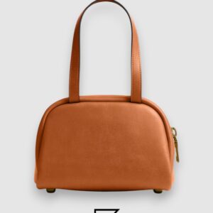 ⁦Coach Twin Turnlock Bag 20 Light Brown Style Number CCC55⁩ - الصورة ⁦2⁩