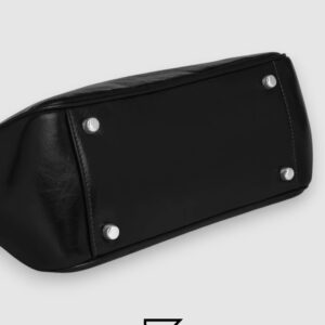⁦Coach Asher Shoulder Bag Black Style Number CBJ05⁩ - الصورة ⁦4⁩