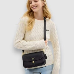 ⁦Coach Hadley Shoulder Bag in Refined Pebble Leather Black – CY683⁩ - الصورة ⁦4⁩