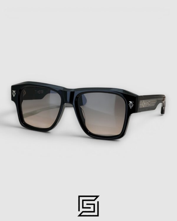 ESTOQUE Black Frame Black Lenses Gold Arm