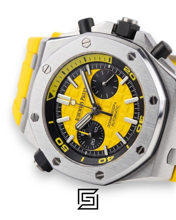 Royal Oak OffShore WF0851 Quartz 2 Counters Rubber Yellow